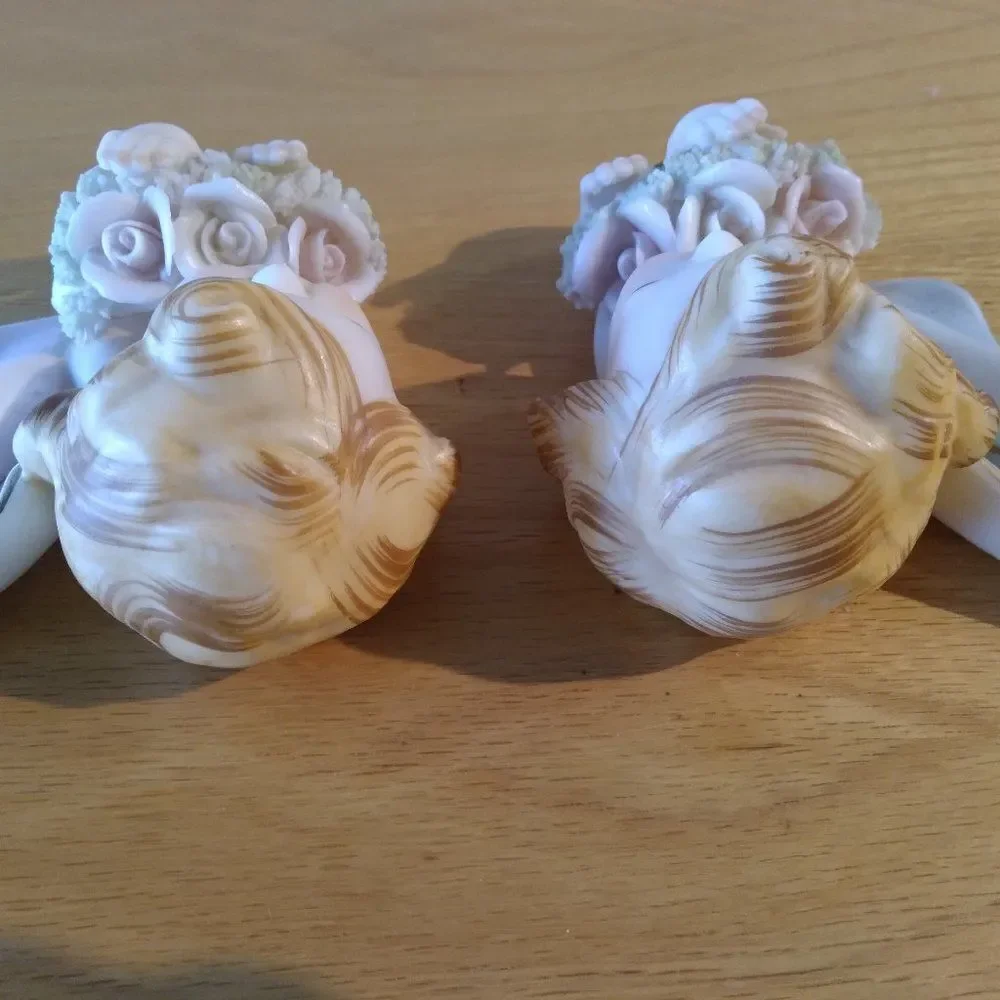 Vintage Norcrest Japan Porcelain Cherubs Angels Holding Flowers Wall Hangings